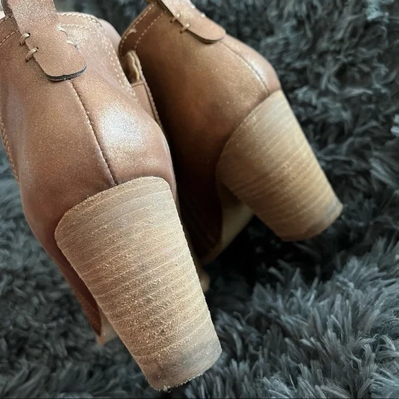 Francescas Collections Brown Shimmer Leather Heeled Bootie - Picture 3 of 5